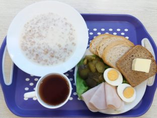 24 listopada 2025, śniadanie, dieta podstawowa